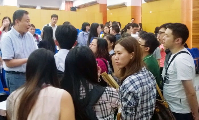 預(yù)約中大管院2017MBA招生活動，就送5年聯(lián)考真題集